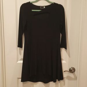 Simpli Black Peep Hole Polyester/Spandex Top